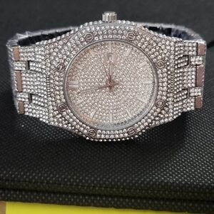 Men's Silver Crystal Pavé Bracelet Watch - Luxury Silver Tone